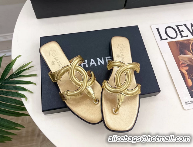 Durable Chanel Large CC Logo Gold Metallic Leather Flat Thong Sandals 6052106