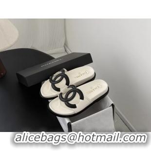 Stylish Chanel CC Logo White Leather Flat Slides Sandals 6052108