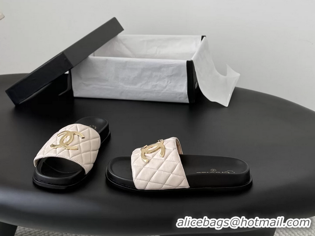 Comfortable Chanel CC Logo Pink Leather Flat Slides Sandals 6052108