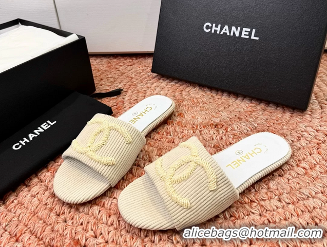 Top Quality Chanel CC Logo Flat Slides Sandals Beige Top Quality Chanel CC Logo Flat Slides Sandals Beige 6052109