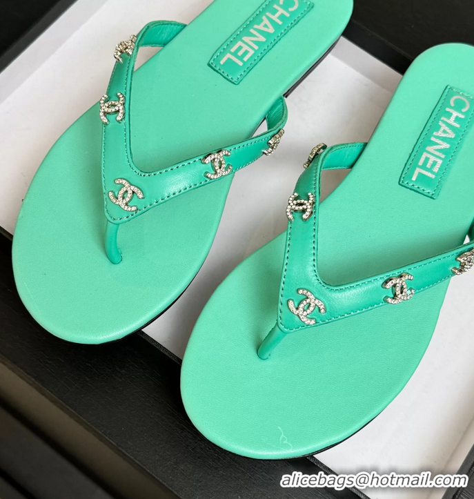 Original Cheap Chanel CC Logo Light Green Leather Flat Thong Sandals 6052208