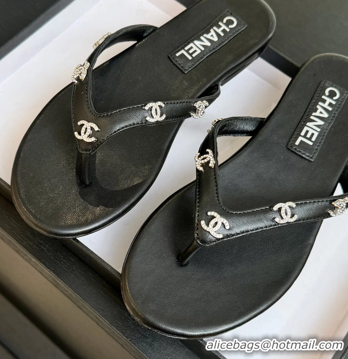 Best Chanel CC Logo Black Leather Flat Thong Sandals 6052208
