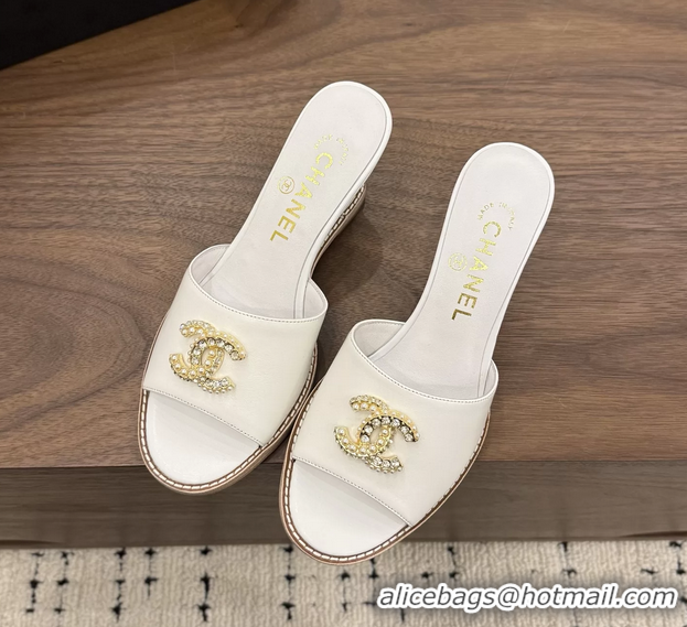 Fashion Chanel CC Logo White Calfskin Leather Wedge Sandals 75MM 6052501