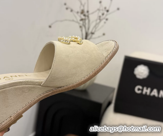 Fashion Chanel CC Logo Light Beige Suede Leather Wedge Sandals 75MM 6052501