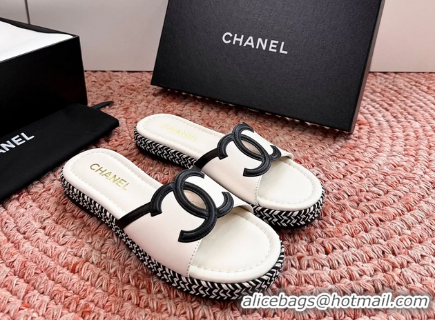 Durable Chanel CC Logo Raffia Flat Slides Sandals White Calfskin Leather 6052504