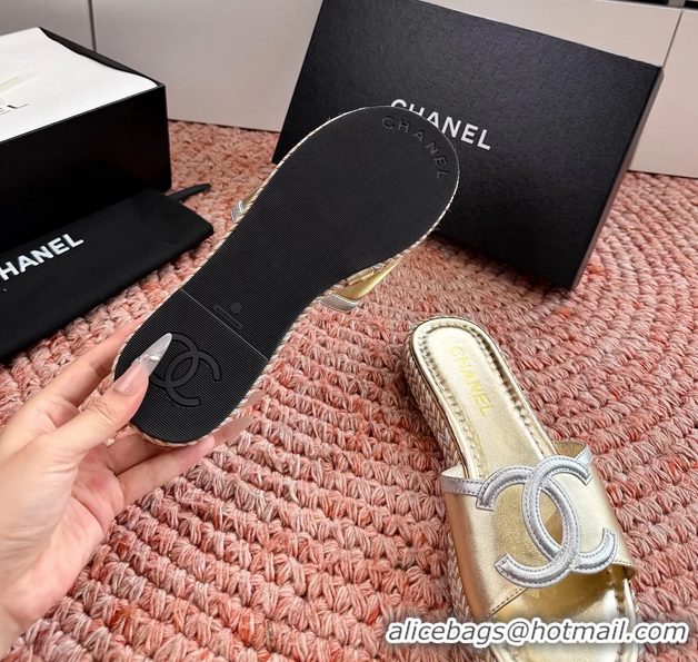 Sophisticated Chanel CC Logo Raffia Flat Slides Sandals Gold Metallic Leather 6052504