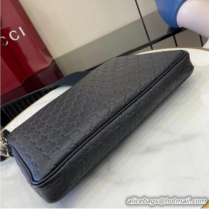 Buy Discount Gucci GG Emblem Medium Crossbody Bag ‎850214 Black 2026
