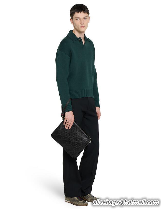 Buy Discount Gucci GG Emblem Medium Crossbody Bag ‎850214 Black 2026