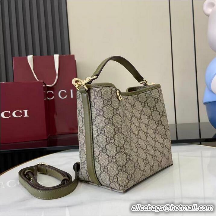 Inexpensive Gucci GG Canvas Emblem Small Bucket Bag 815118 Forest Green 2026