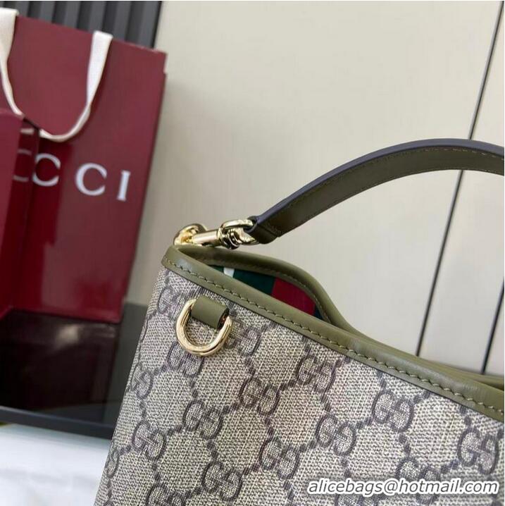 Inexpensive Gucci GG Canvas Emblem Small Bucket Bag 815118 Forest Green 2026