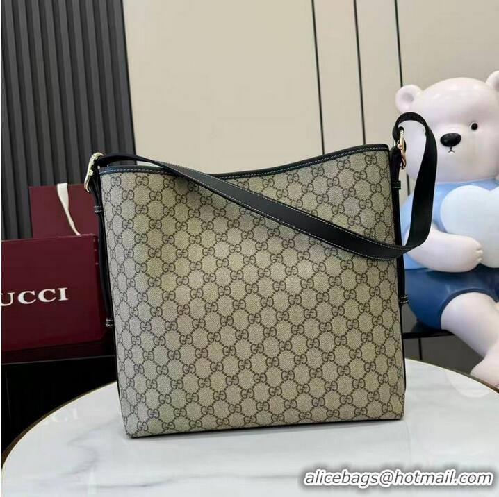 Top Design Gucci GG Emblem Medium Shoulder Bag In Canvas With Leather 847452 Beige/Black 2026