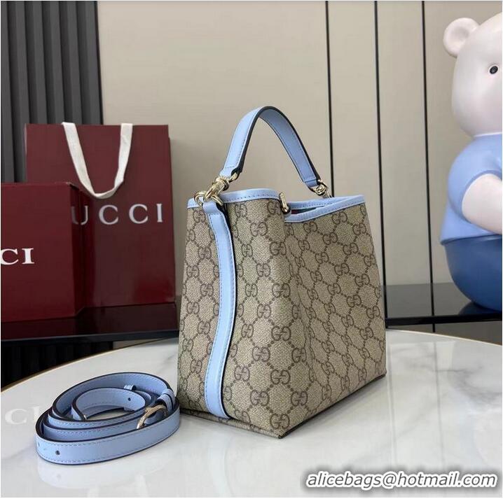 Grade Quality Gucci GG Canvas Emblem Small Bucket Bag 815118 Beige/Light Blue 2026