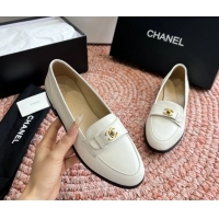 Feminine Chanel Vintage CC Turnlock Logo White Leather Loafers 6051612