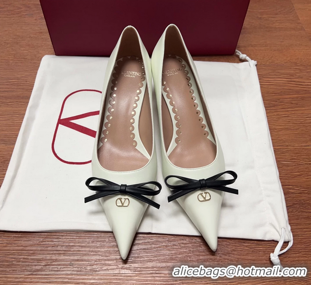 Low Price Valentino Vlogo Bepointy Slingback Pump Cream White Patent Leather And Kidskin 45MM 6060903