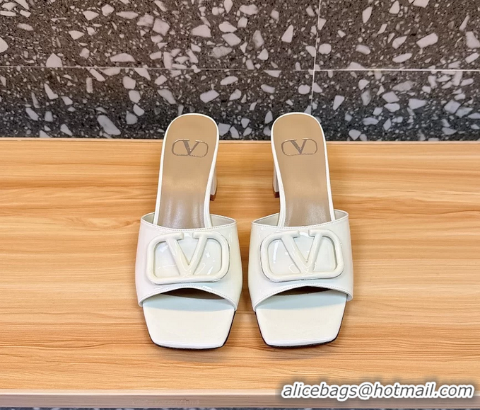 Pretty Style Valentino Vlogo Patent Leather Heeled Slides Sandals White 6060905