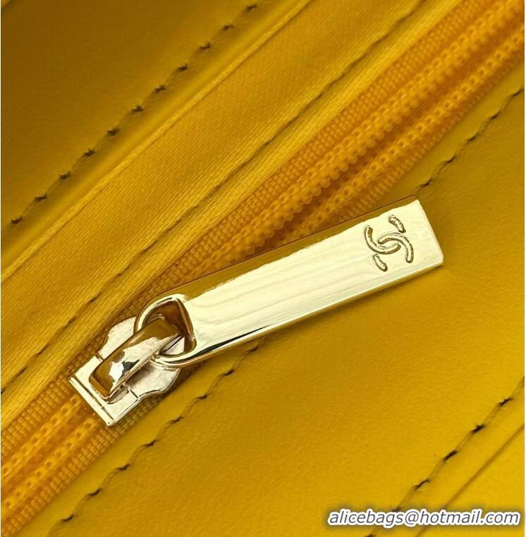 Best Quality Chanel Raffia Straw and Calfskin Large Flap Bag AS5929 Yellow 2025