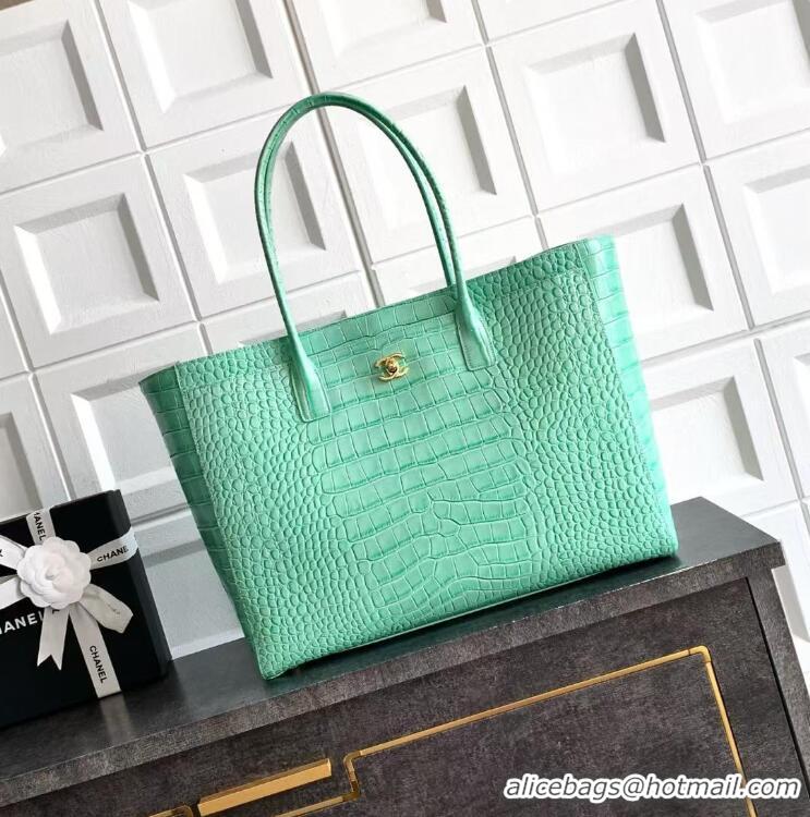 Top Quality Chanel 26S Cerf Large Shopping Bag Crocodile Embossed Calfskin AS6244 Light Green/Gold 2026