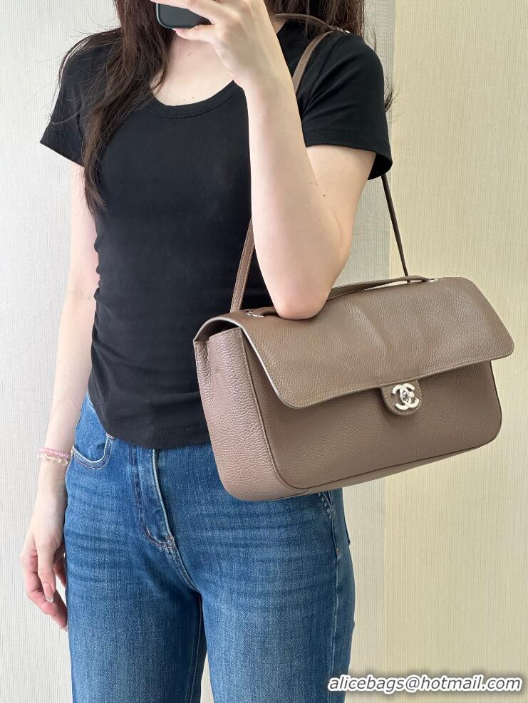 Top Quality Chanel Maxi Flap Bag Grained Calfskin AS6231 Light Brown/Silver 2026