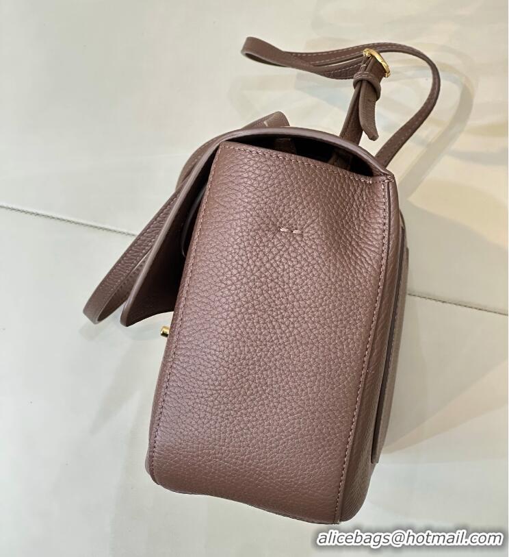 Well Crafted Chanel Maxi Flap Bag Grained Calfskin AS6231 Light Brown/Gold 2026