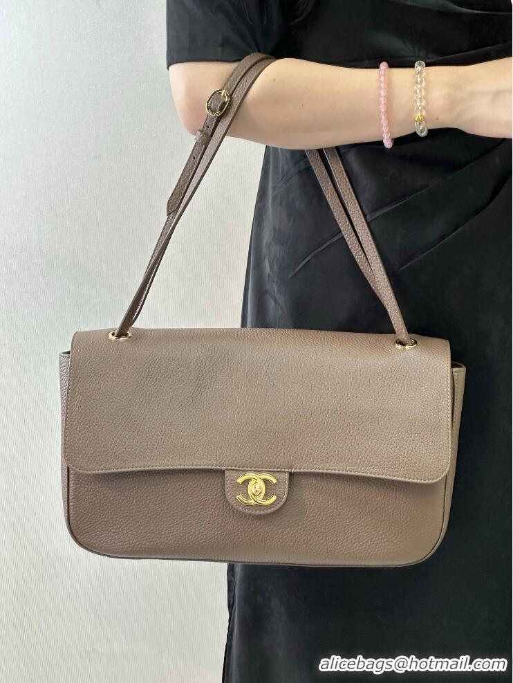 Well Crafted Chanel Maxi Flap Bag Grained Calfskin AS6231 Light Brown/Gold 2026