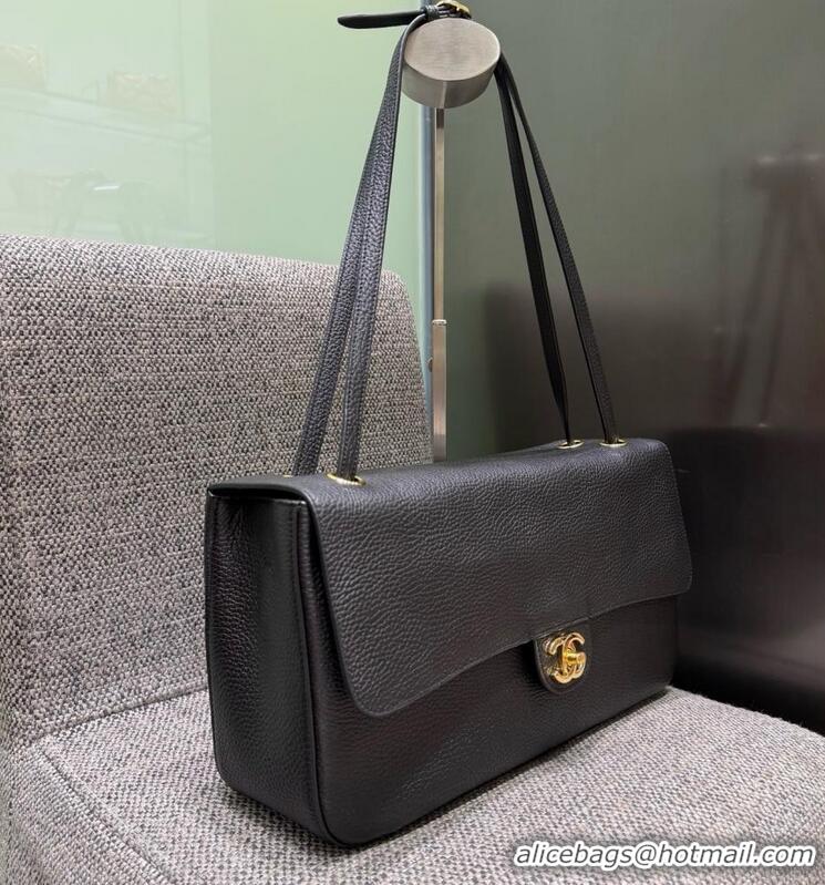Luxury Cheap Chanel Maxi Flap Bag Grained Calfskin AS6231 Black/Gold 2026