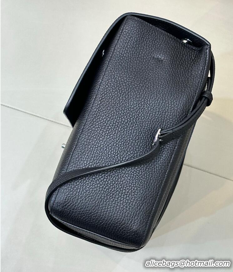 Top Quality Chanel Maxi Flap Bag Grained Calfskin AS6233 Black/Silver 2026
