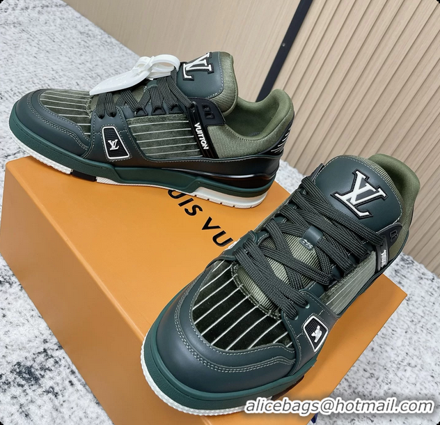 Luxurious Louis Vuitton LV Trainer Sneakers Shoes Green Velvet and Calfskin Leather 6061602