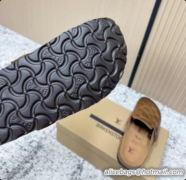 Stylish Louis Vuitton LV Cosy Flat Comfort Closed Mule Brown Monogram Leather 6061607