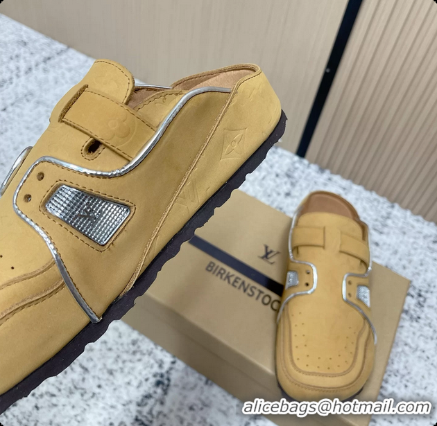 Unique Style Louis Vuitton LV Cosy Flat Comfort Closed Mule Beige Suede Leather 6061610