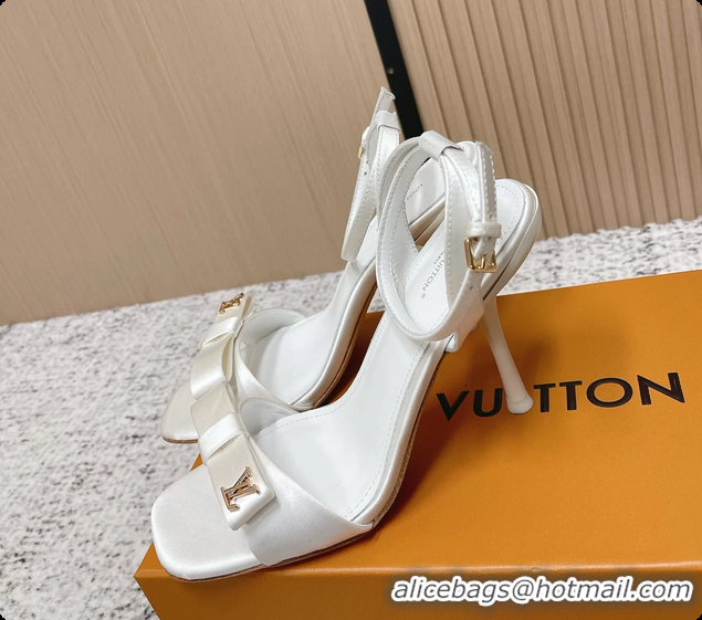 Stylish Louis Vuitton 6AM High Heeled Sandals White Satin 6061706