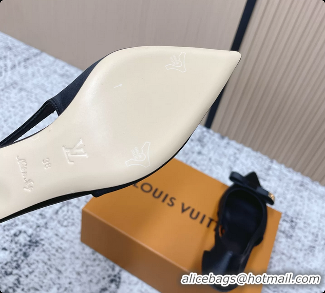 Sumptuous Louis Vuitton 6AM High Heeled Pumps Black Satin 6061708