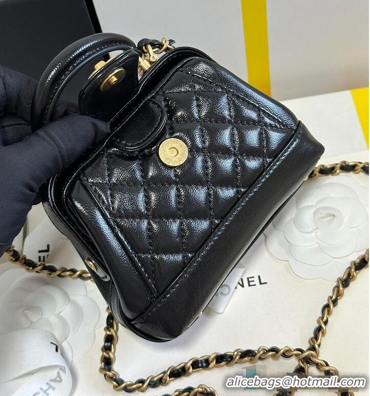 Famous Brand Chanel Mini Cocodoc Doctor Bag Quilted Shiny Lambskin Aged Gold Hardware AP6280 Black