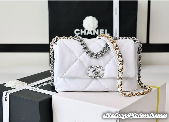 Famous Brand Chanel 19 Flap Bag Medium AS1161 White