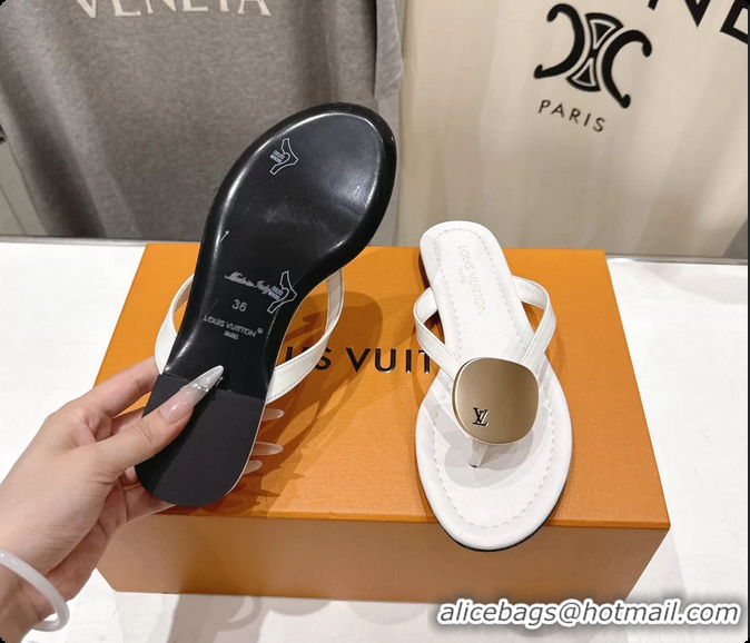 Top Design Louis Vuitton LV Treasure Flat Thong Sandals White Patent Calf Leather 6062202