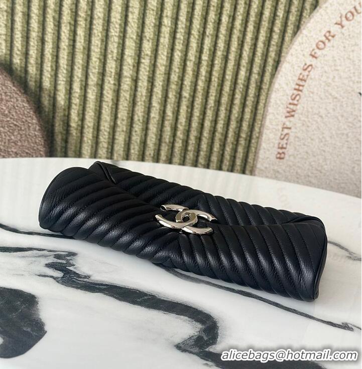 Modern Classic Chanel Leather Chevron Clutch AS4199 Black 2026