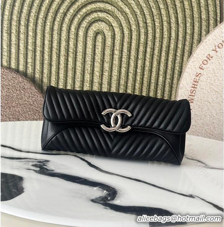 Modern Classic Chanel Leather Chevron Clutch AS4199 Black 2026