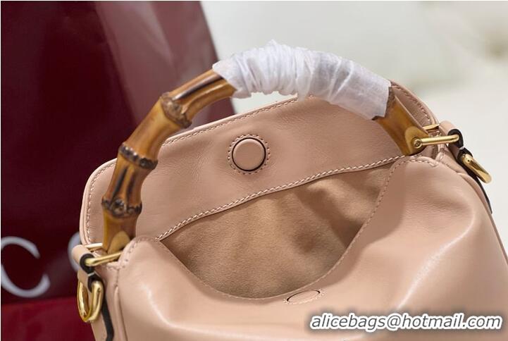 Buy Discount Gucci Diana Small Shoulder bag In Leather 746251 Beige 2026