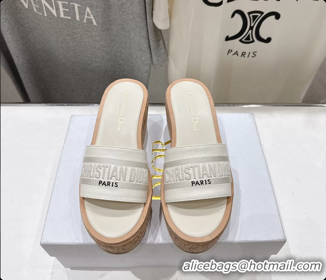 Pretty Style Dior Dway Platform Slide Sandals White Grained Calfskin 6062603