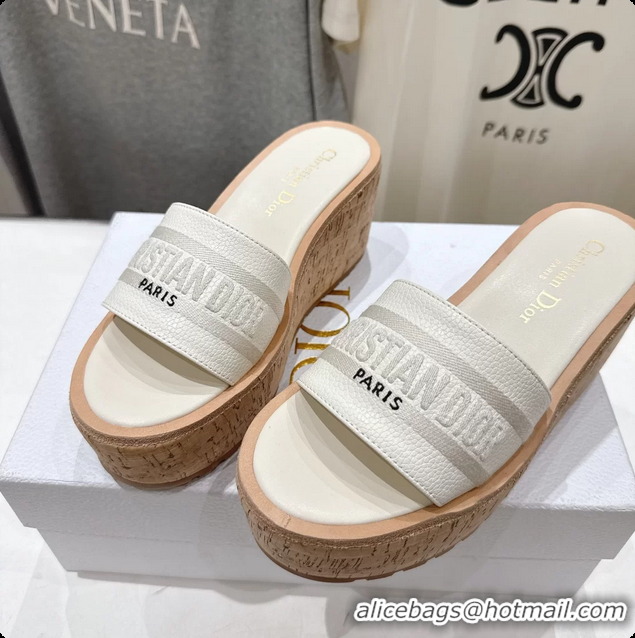 Pretty Style Dior Dway Platform Slide Sandals White Grained Calfskin 6062603