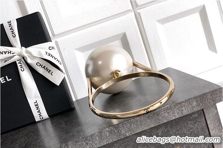 Promotional Chanel Pearl Ring Minaudiere With Plexi & gold-tone metal AS4660 Pearly White 2026