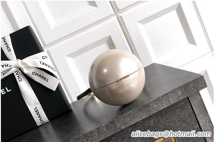 Promotional Chanel Pearl Ring Minaudiere With Plexi & gold-tone metal AS4660 Pearly White 2026