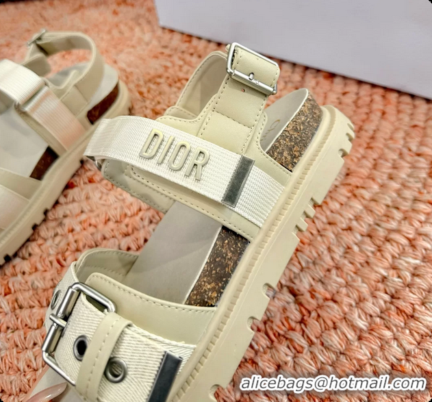 Luxurious Dior Dioract Beige Leather Flat Sandals 6062703