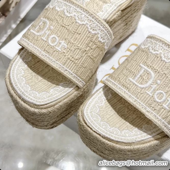 Grade Dior Dentelle Wedge Sandal Light Beige Dior Oblique Embroidered Cotton and White Lace 6062807