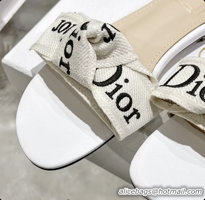 Durable Dior Jadior Flat Slides Sandals White Embroidered Cotton 6063003