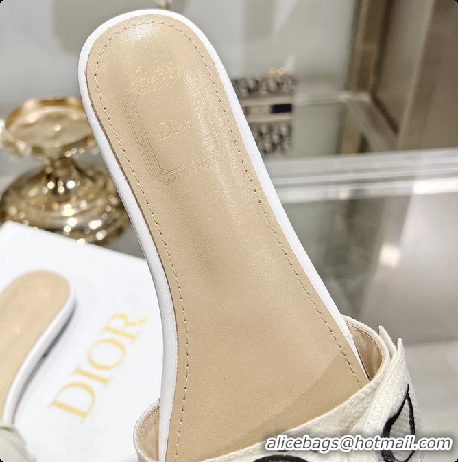 Durable Dior Jadior Flat Slides Sandals White Embroidered Cotton 6063003