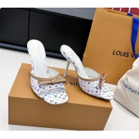 Luxurious Louis Vuit...