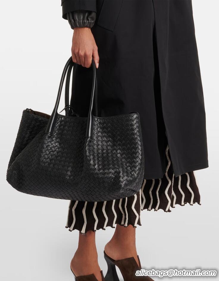 Trendy Design Bottega Veneta Medium Pinacoteca Tote Bag in Intrecciato Leather 817166 Black/Fondant 2025