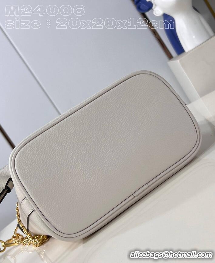 Grade Design Louis Vuitton Lock and Walk Bucket Bag in Grained Leather M24006 White 2026