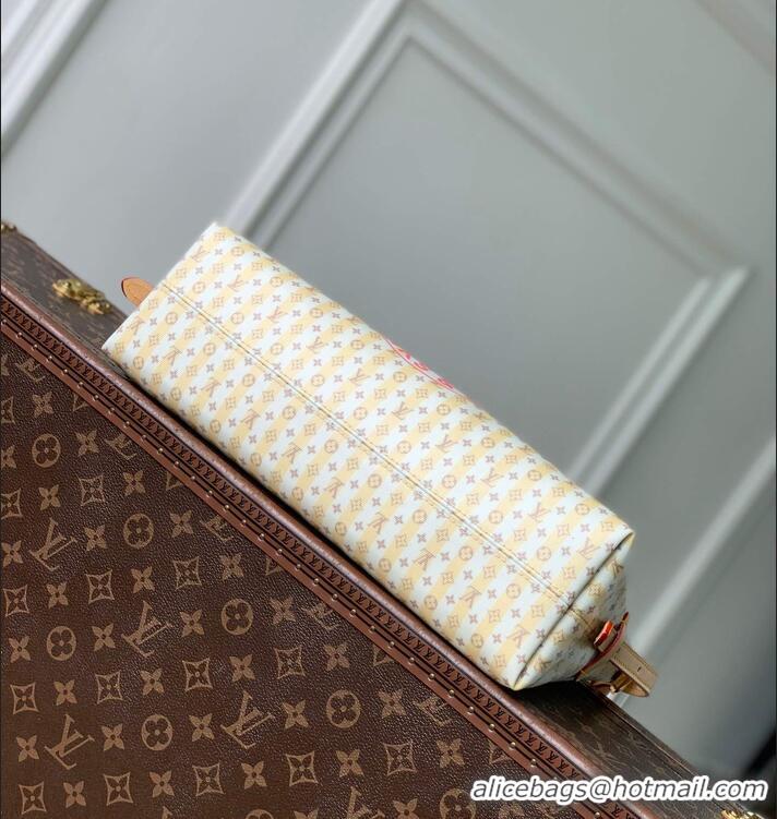 Market Sells Louis Vuitton Carryall East West Handbag M29139