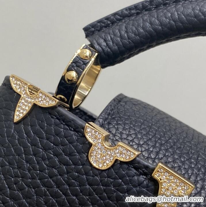 Stylish Inexpensive Louis Vuitton Capucines Mini Calfskin Handbag M48865 2026